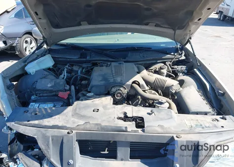 2004 Lincoln Town Car Signature из США, поврежденный, VIN 1LNHM81W44Y617901